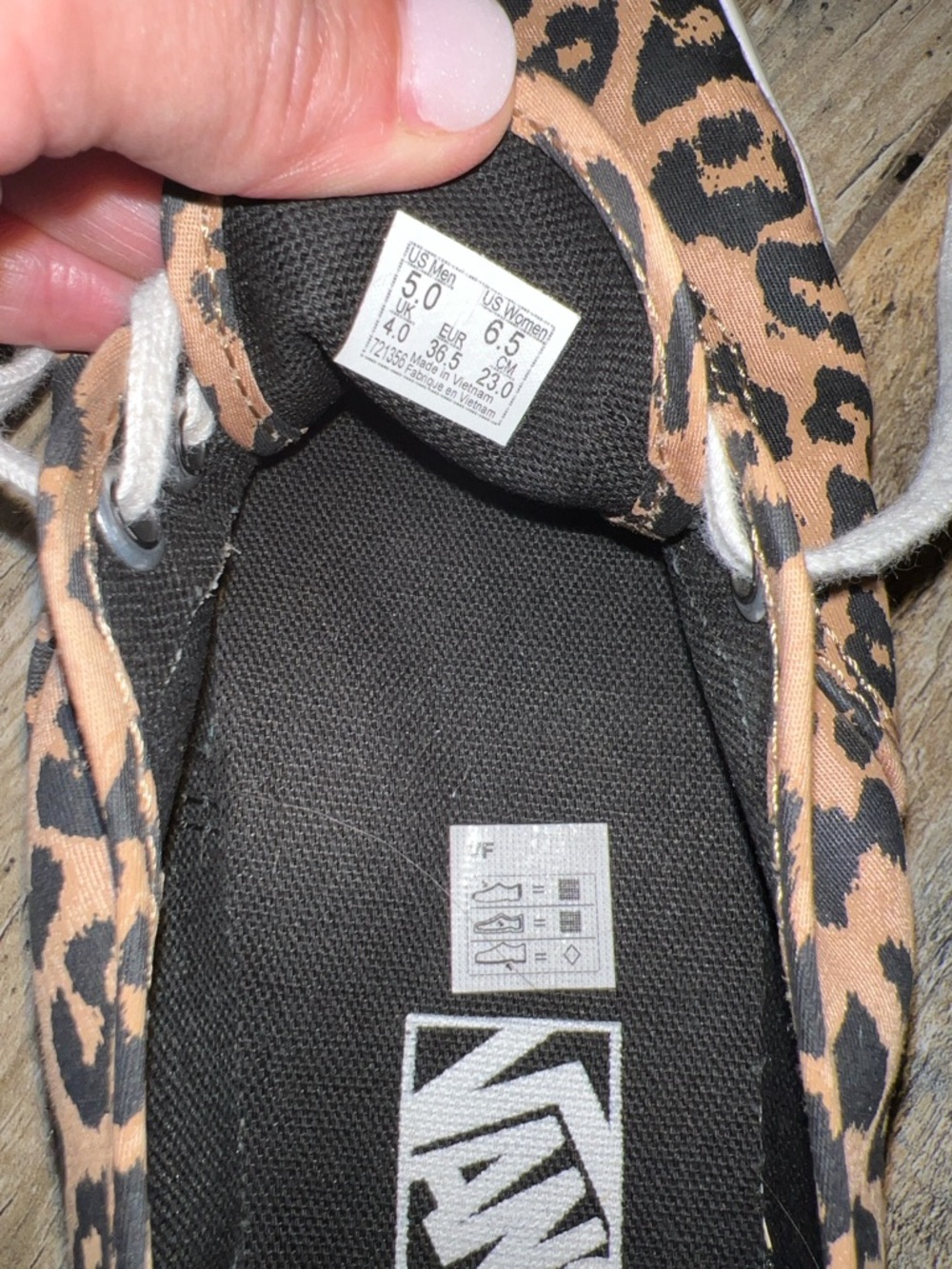 Vans Leopard-Print Canvas Low-Top Sneakers - Tan/Black/White - Picture 5 of 5